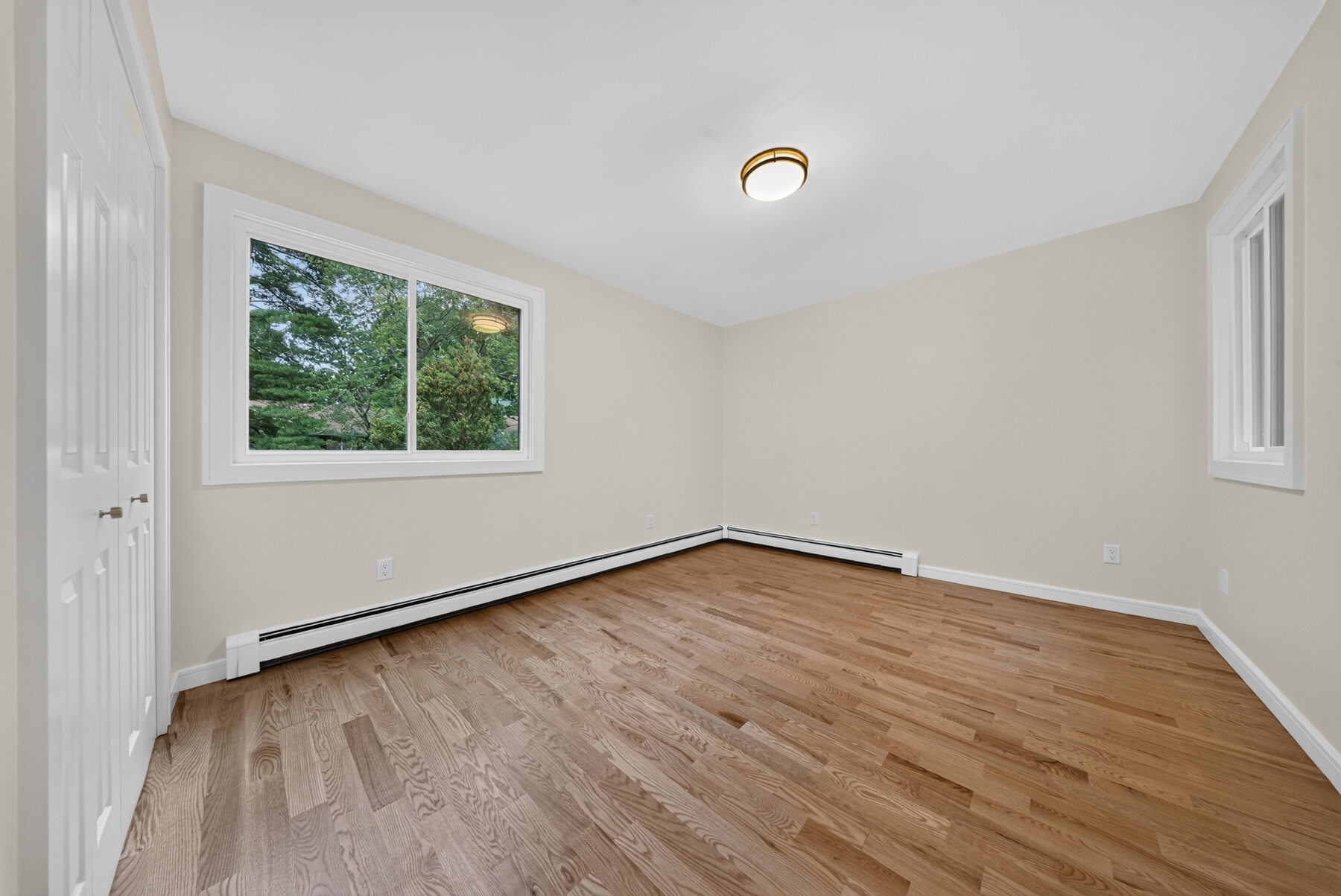 Second bright renovated bedroom